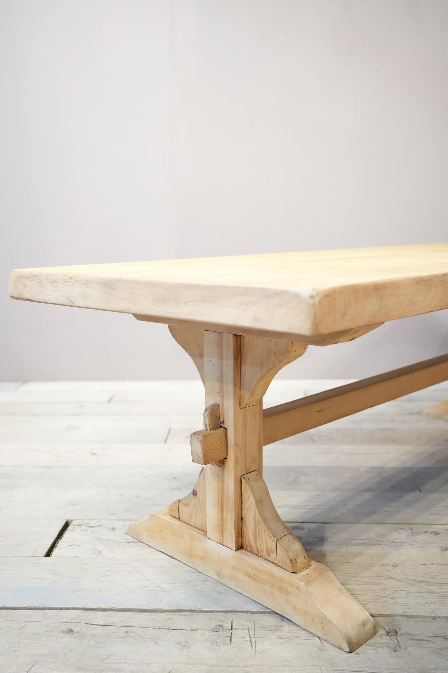 Mid 20th century oak and pine dining table