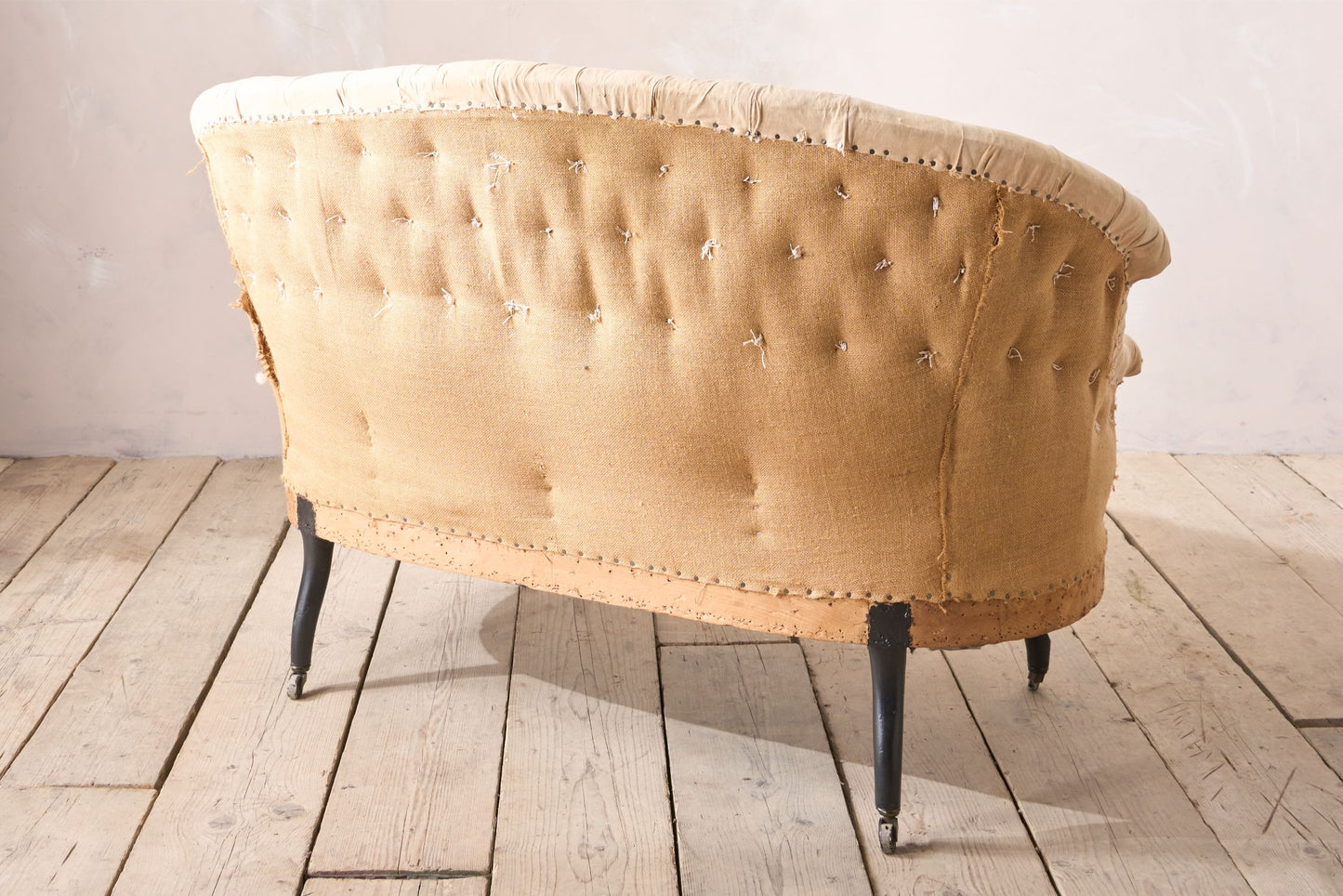 Napoleon III buttoned fishtail sofa