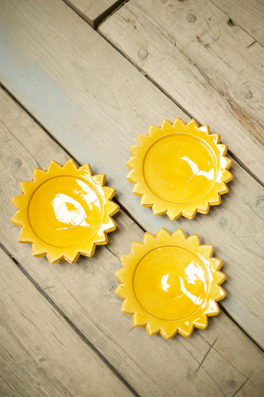 Set of 3 Early 20th century starburst plates - Yellow