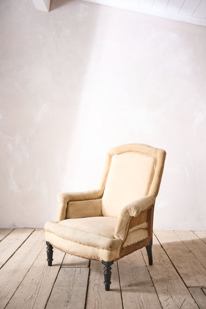 Napoleon III piecrust armchair