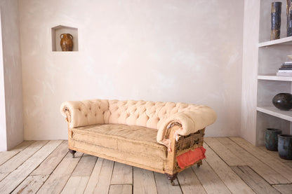 Victorian buttoned back chesterfield sofa