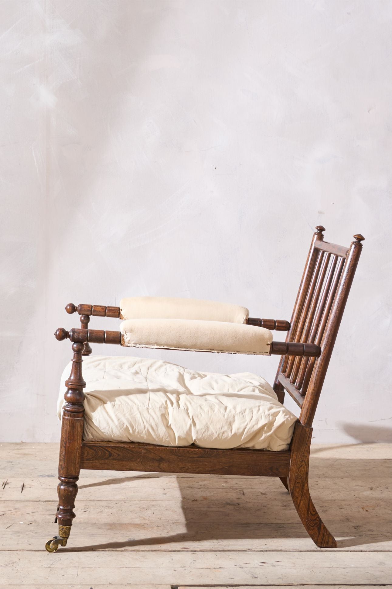 19th century Georgian Simulated Rosewood Library chair