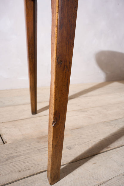 18th century Elm Cricket table