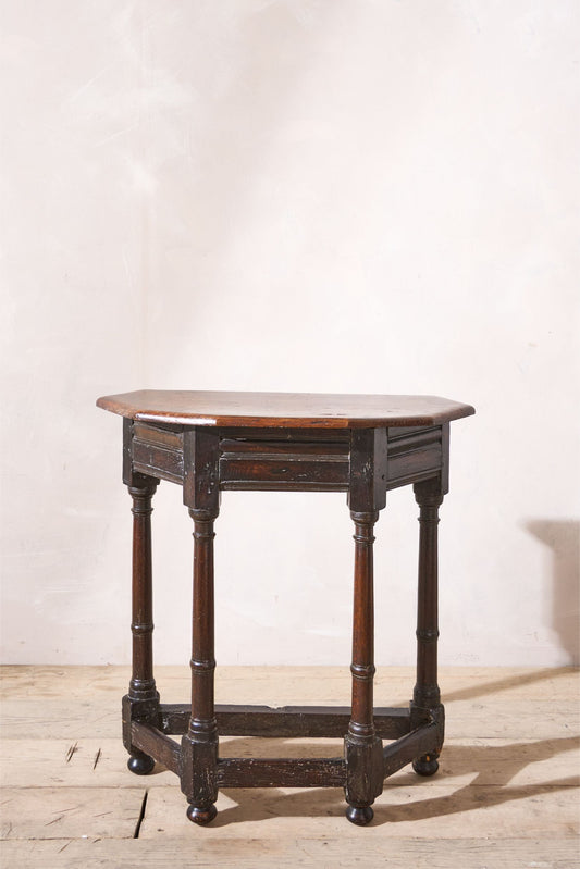 17th century Oak Credence table