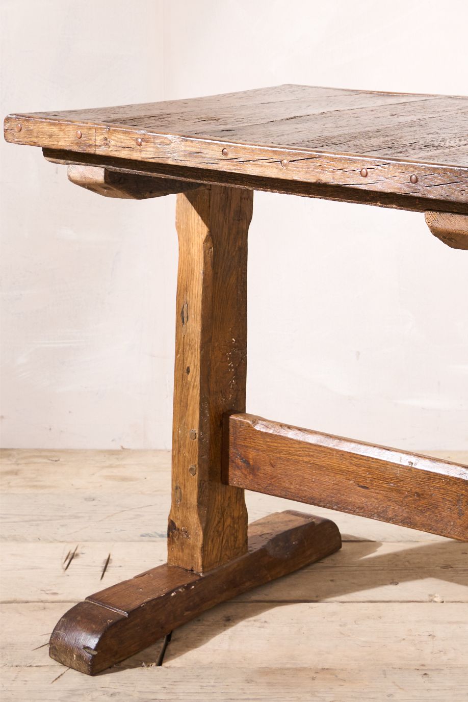 18th century English Oak tavern table