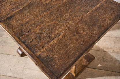 18th century English Oak tavern table