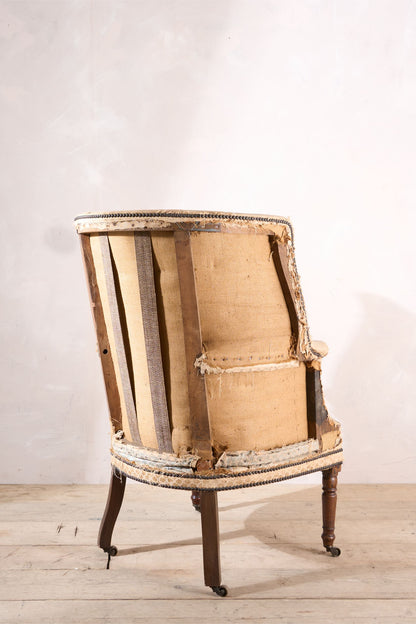 Elegant Georgian barrel back armchair