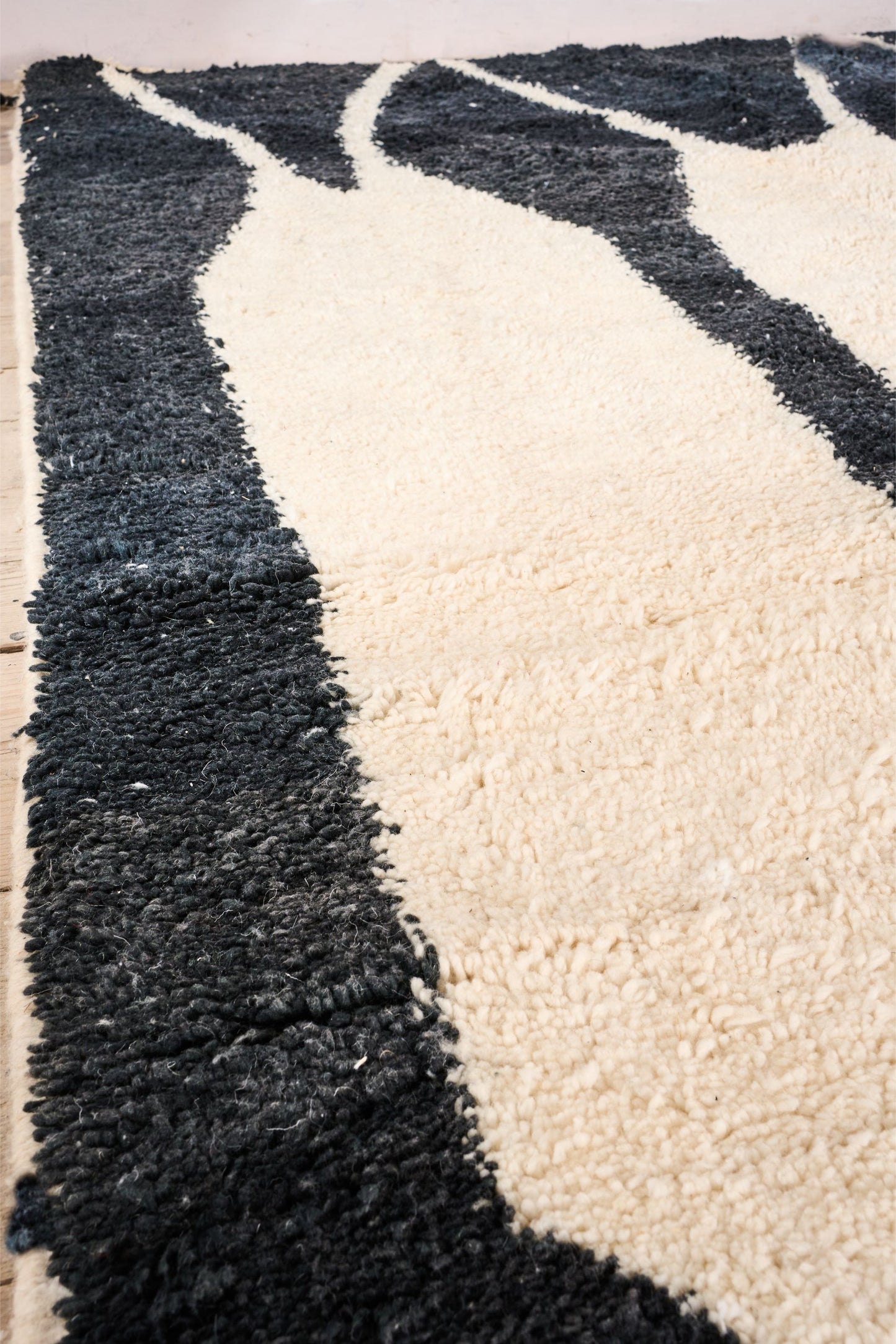 Large black and white Moroccan Berber rug