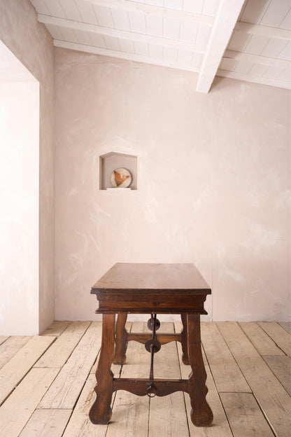 Early 20th century Spanish writing table