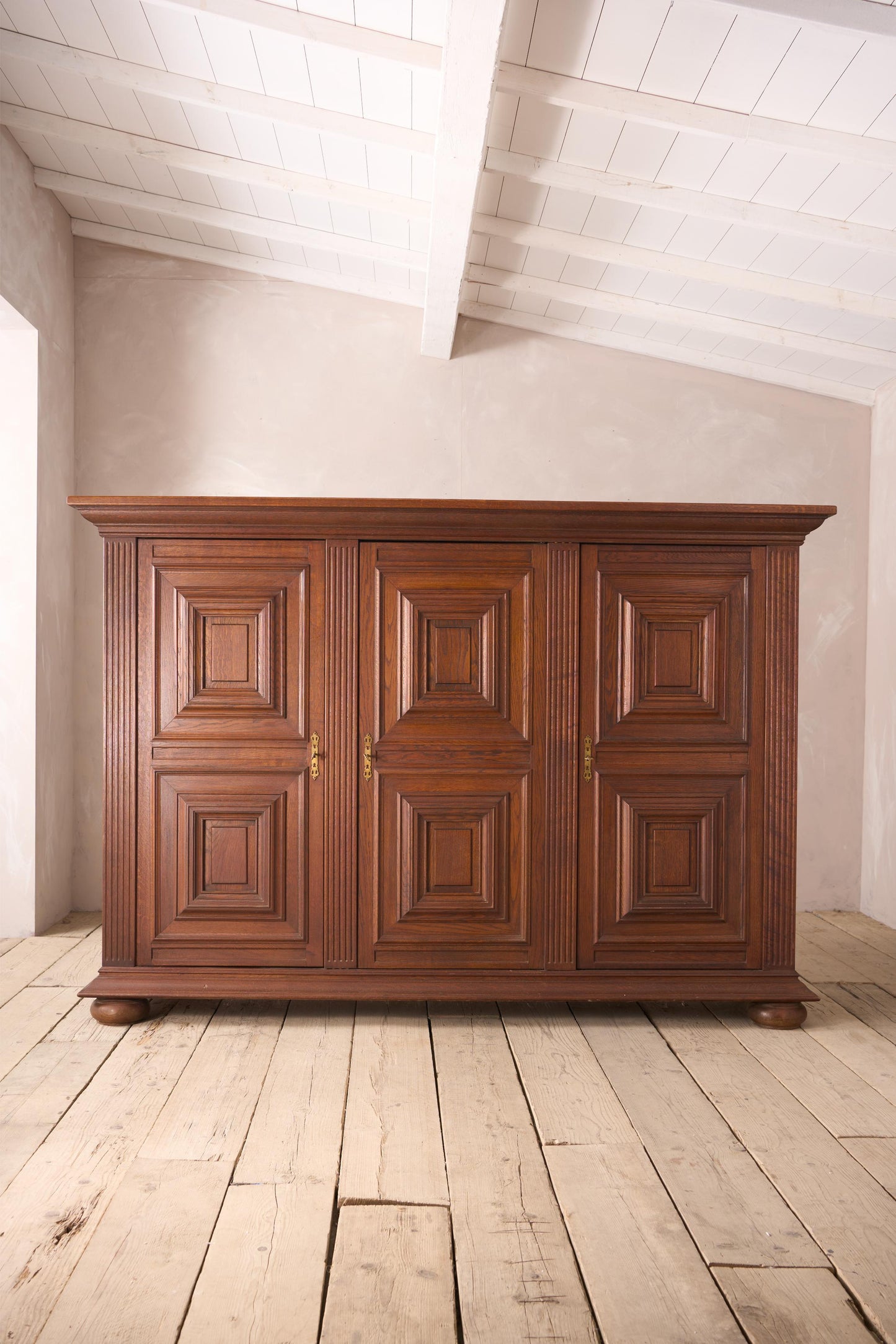 Early 20th century Oak Dutch cupboard