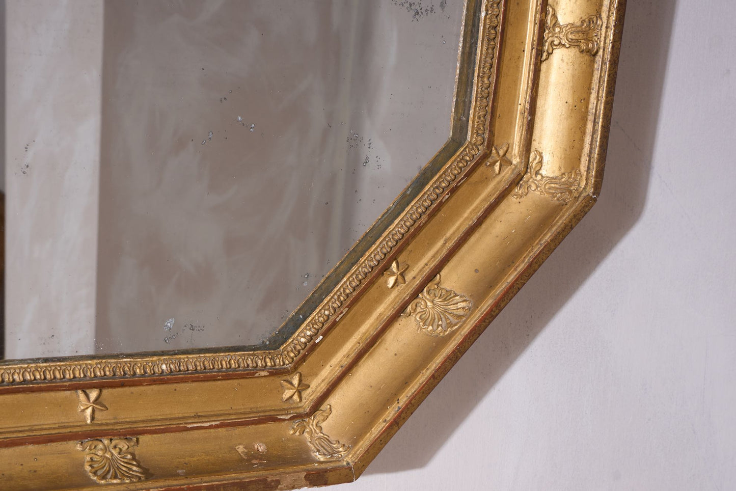 19th century Gilt Octagonal wall mirror