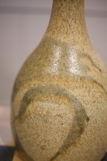 British studio pottery vase By Keith Dawdray