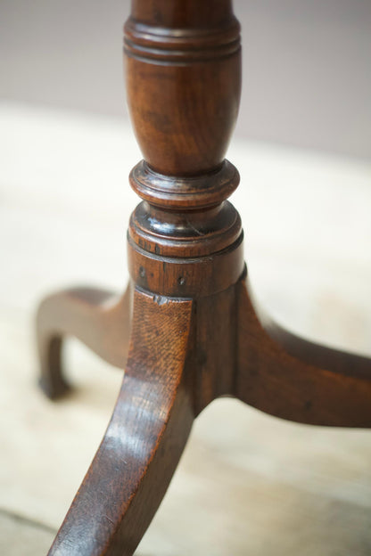 18th century small oak wine table