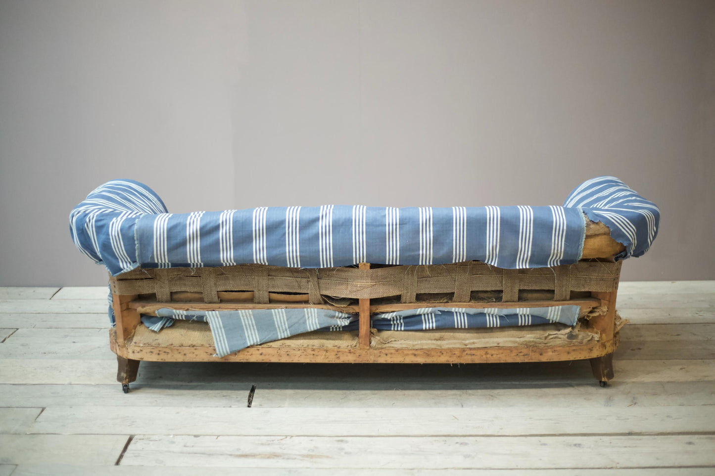 19th century English chesterfield sofa by Cornelius V Smith