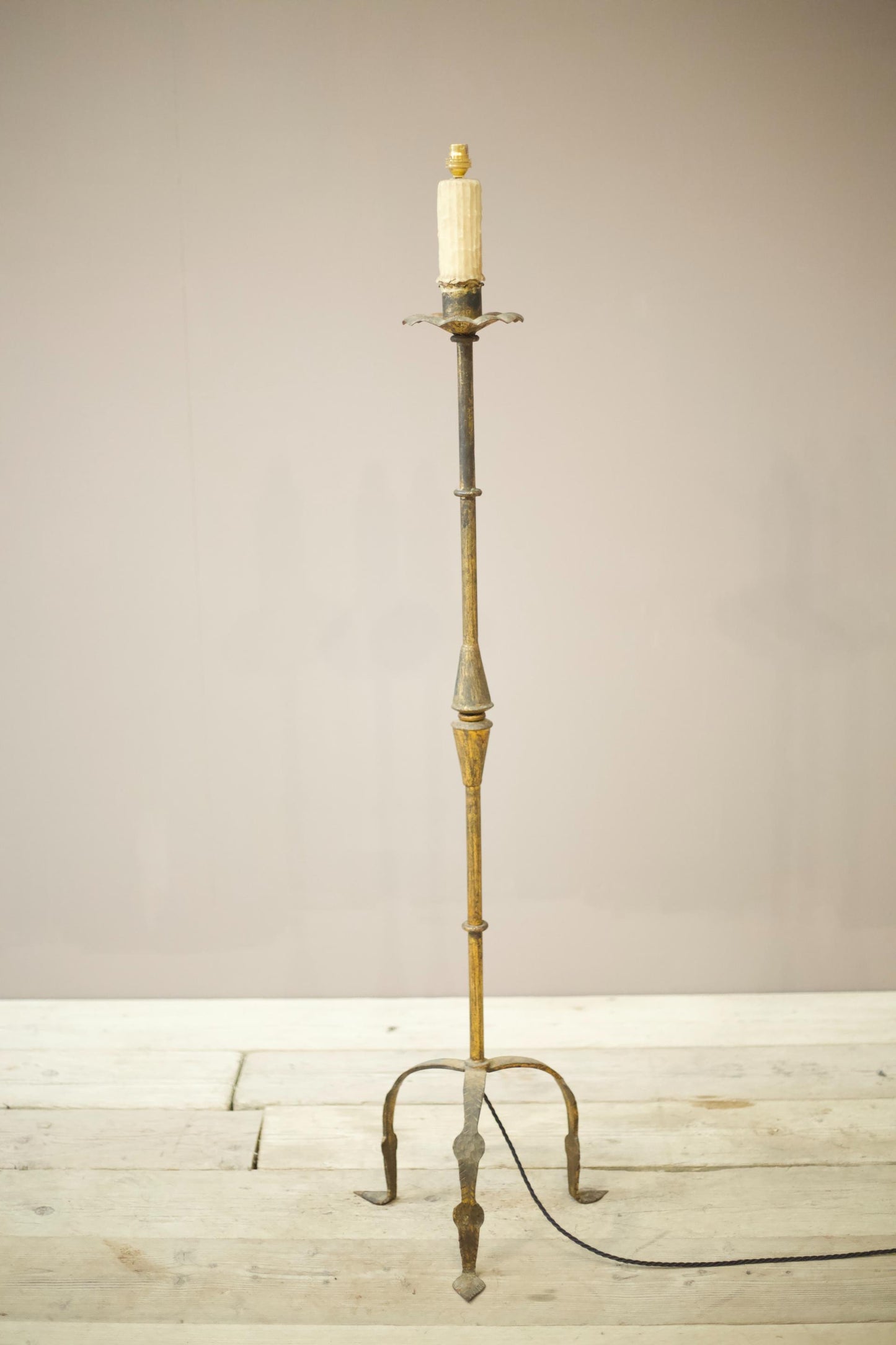 20th century Spanish gilt metal floor lamp - Dark